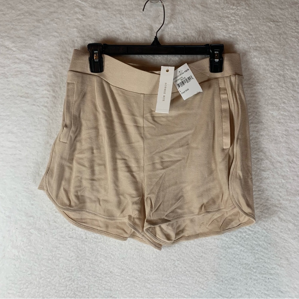 Sophie‎ Rue Shorts Tan Lightweight Casual High Waist Short Stretch L NWT 5784